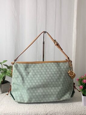 GUC Dooney & Bourke signature coated canvas shoulder bag